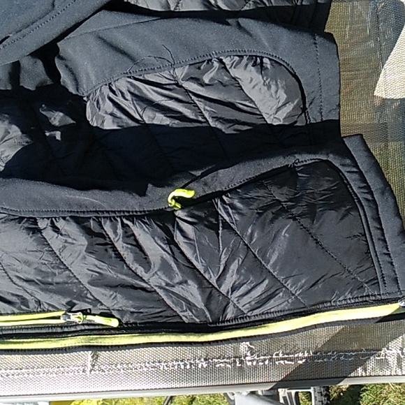 ⚜️ CB Sports Puffer Ski Jacket  BLACK Sz Medium - Picture 8 of 16